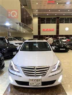 هیوندای جێنسس